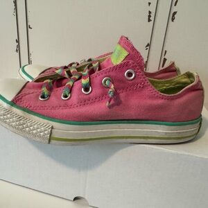 Pink Canvas Sneakers converse all star sz 3 kids